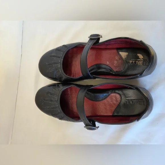 BORN Mary Jane Shoes Womens Size 8.5 Black Leather Buckle - Picture 2 of 8